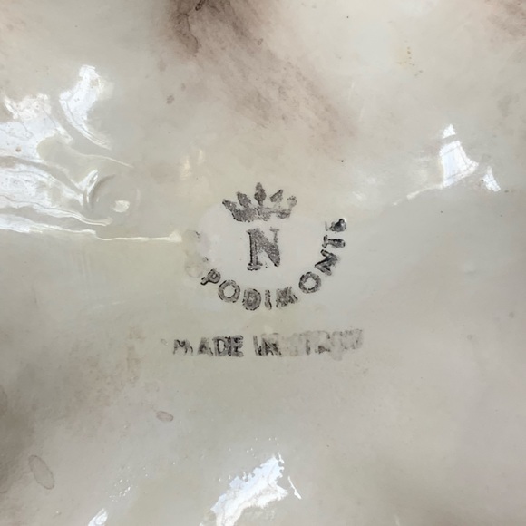 SALE!! Large Handled Capodimonte Vase - Picture 5 of 13